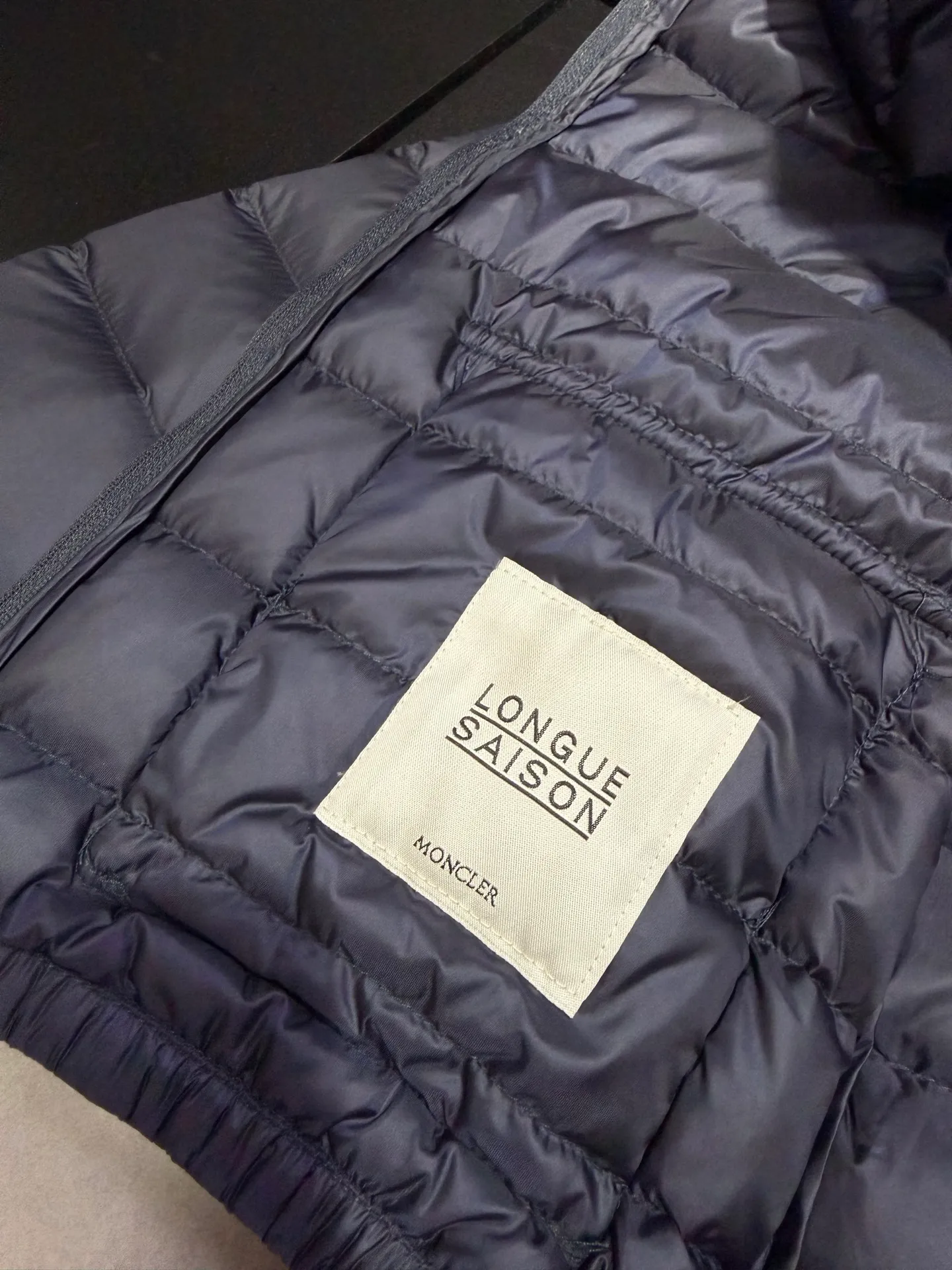 Moncler Same Style Lans Same Style ， 。 ， ; ， ， ， ：Black Khaki Beige Light Blue Light Pink White Size：1234